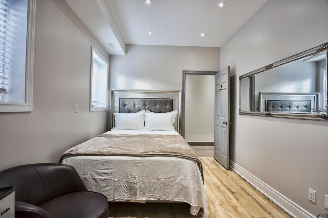 Toronto Rooms And Suites Exterior foto